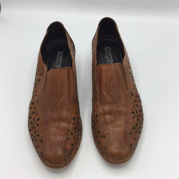 Pikolinos Wedge Leather Shoe - Picture 2 of 7